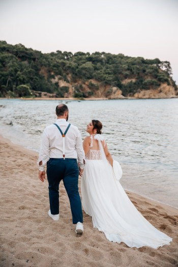 anikaraible photographie hochzeitAA2A8553Annis Brautatelier Destination Wedding Pinkdot Weddings Spanien Melrose Heiraten am Strand